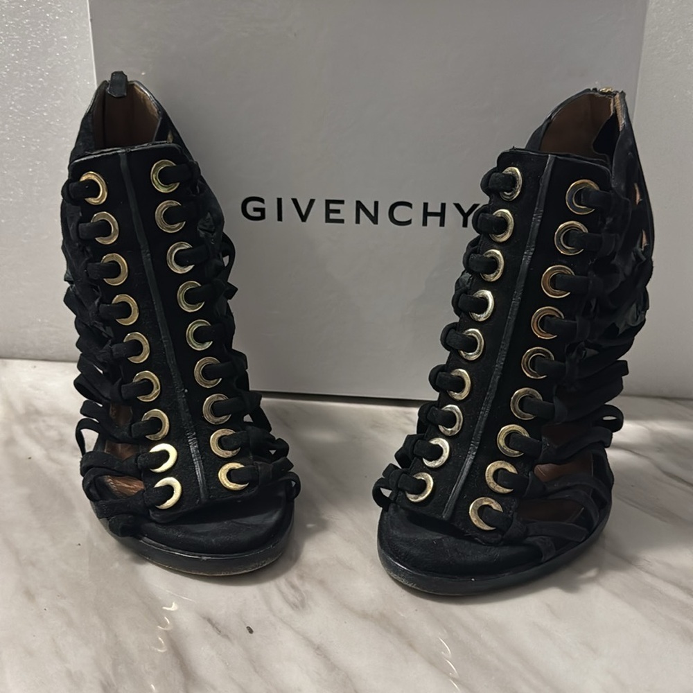 Givenchy Sz 8 Black Suede High Heel Peep Toe Strappy Back Zip Sandals Booties